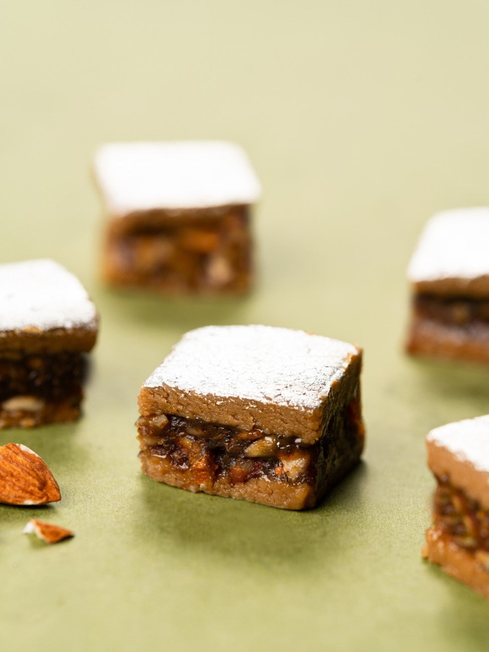 Kaju-Fig Sandwich